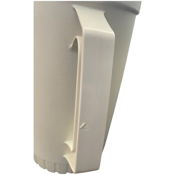 Vintage Tupperware 1 Quart Pitcher Almond Harvest Gold Push Button Lid 874 USA - Picture 10 of 13